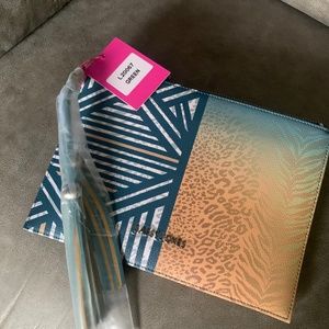 Sassy Jones Zanzibar Clutch - Black